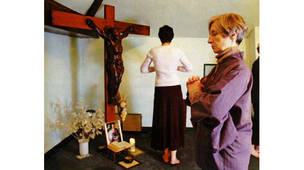 A Buddhist style Catholic shrine for meditating Poor Clares